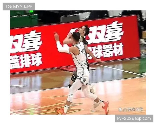 半场哨响后发生的犯规是否会被判罚？裁判规则详解